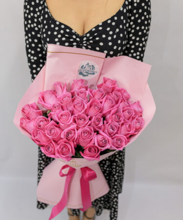 Букет из 35 розовых роз